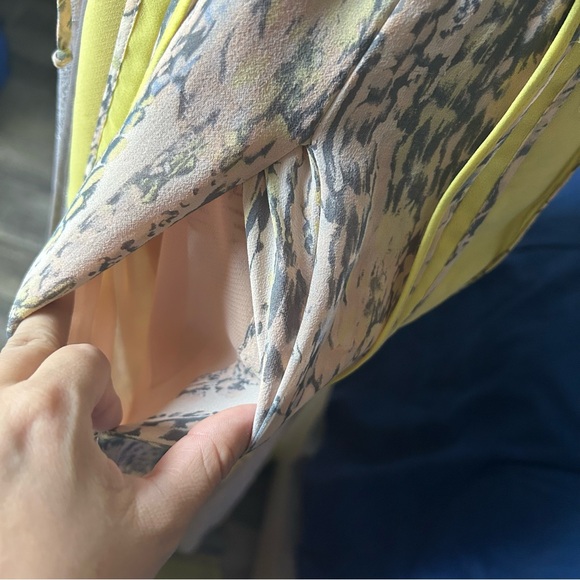 BCBG Maxazria Silk Dress Yellow Lace Novelty Snake Striped Print Front Slit Maxi - Picture 5 of 10